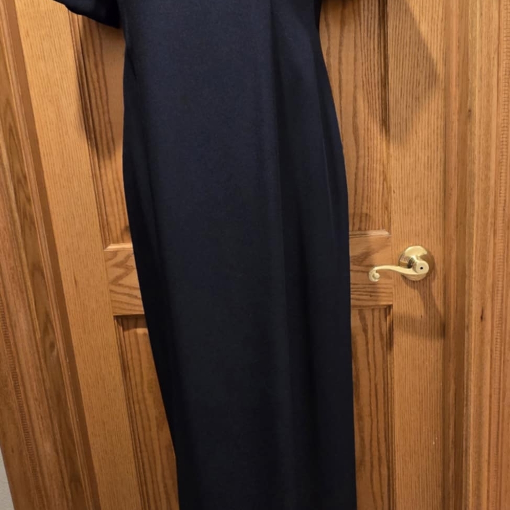Black Sleeveless Gown for Wedding Guest
